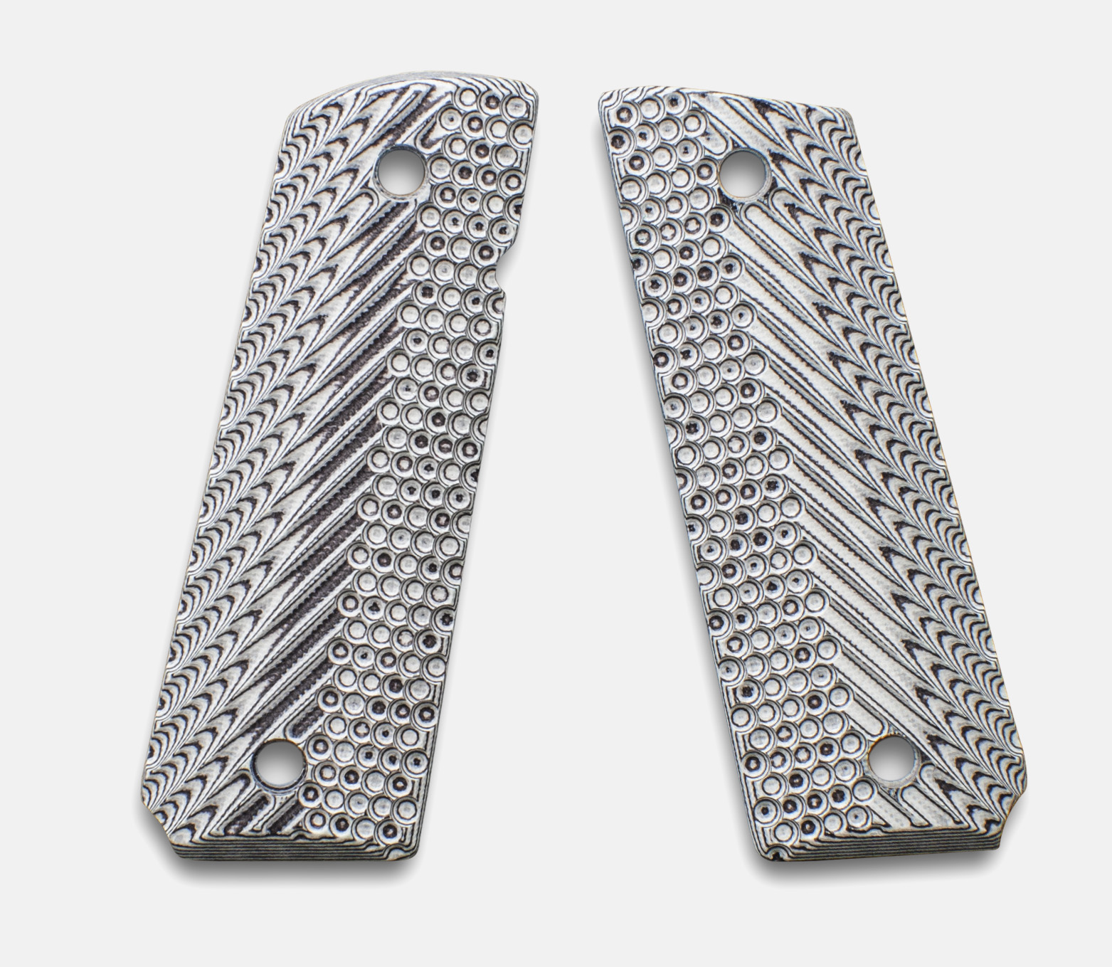 1911 Full Size Grips, G-10 White / Black, Ripple Design, Beveled Bottom – Fusion Firearms