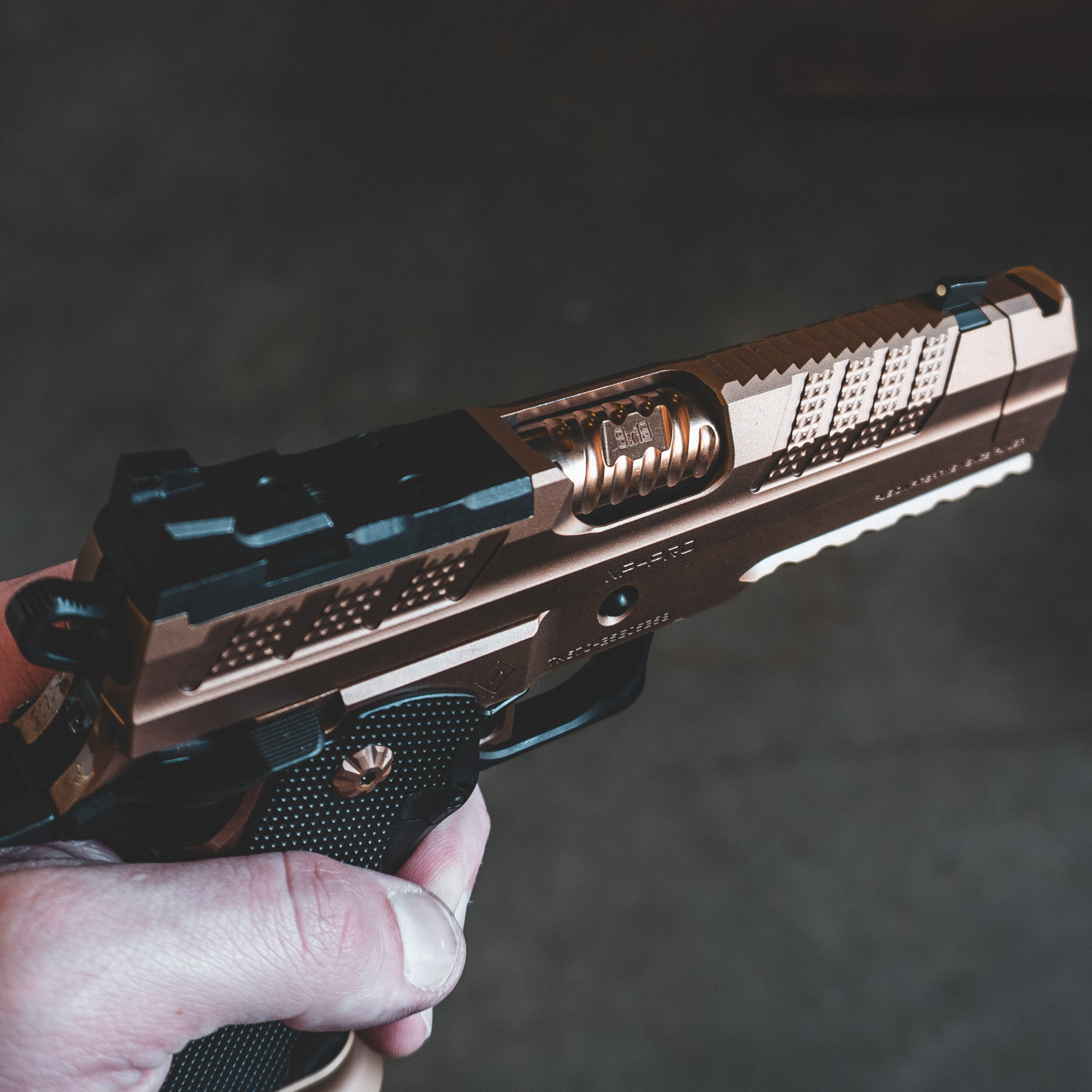 XP COMP – 9MM – BRONZE  – Ambi Thumbrest (Custom Shop Edition) – Fusion Firearms — image 2