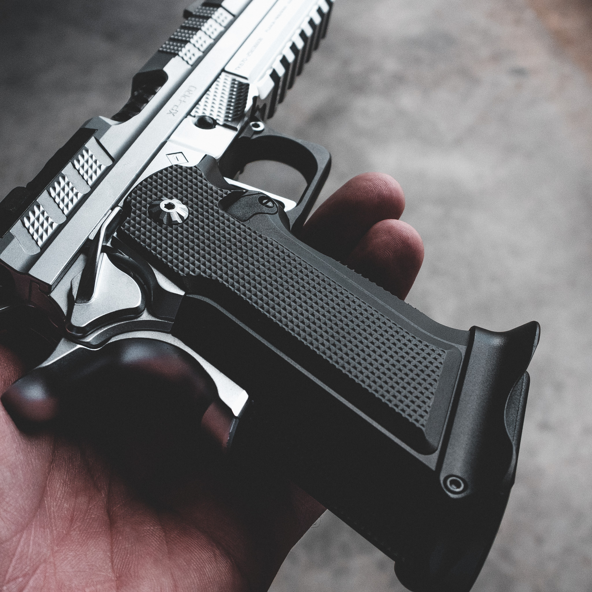 XP COMP – 9MM – Chrome – Ambi Thumbrest (Custom Shop Edition) – Fusion Firearms — image 4