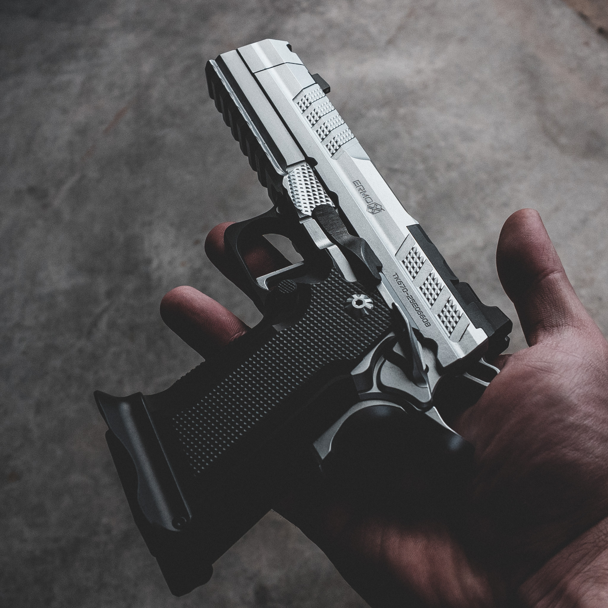 XP COMP & Ported Pistol – 9MM – Chrome – Ambi Thumbrest (Custom Shop Edition) – Fusion Firearms — image 3
