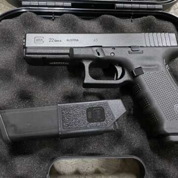 Glock 22 Gen 4 40 S&W 15rd - used excellent condition! - Semi Auto Pistols - American Guns & Ammo