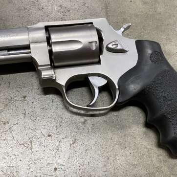 Taurus 2.5" 5 Shot Stainless 41 Magnum Revolver - used great condition! - Revolvers - American Guns & Ammo