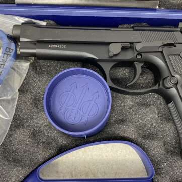 Beretta Model 92FS 9x19 17 rd one mag - used excellent! Beretta Model 92FS 9x19 17 rd one mag - used excellent! - Semi Auto Pistols - American Guns & Ammo