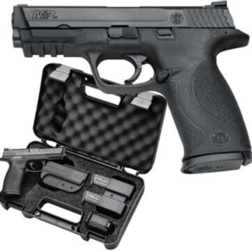 Smith & Wesson M&P Carry & Range Kit .40 SW, 4.25" Barrel, 10 lb Trigger Pull, Includes Holster, Mag Pouch, Earplugs, 3x10rd Mags, Speed Loader - MA Compliant - Handsguns - American Guns & Ammo