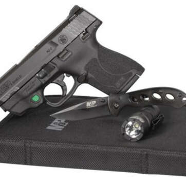 Smith & Wesson M&P Shield M2.0, 9mm, 3.1", 8rd, Includes Everday Carry Kit, Black - Handsguns - American Guns & Ammo