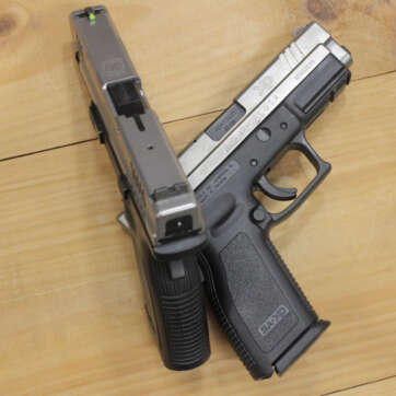 Springfield XD-40 40 S&W Bi-Tone Police Trade-ins (Fair Condition) - Firearms | American Guns & Ammo